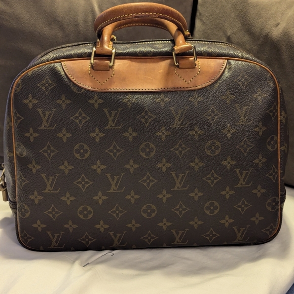 Louis Vuitton Vintage Monogram Canvas Deauville Satchel - Picture 5 of 17
